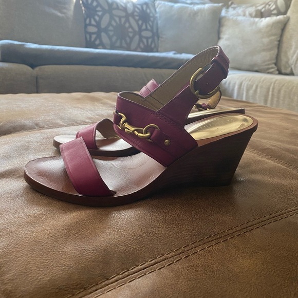 Wedge Sandle - Picture 3 of 4